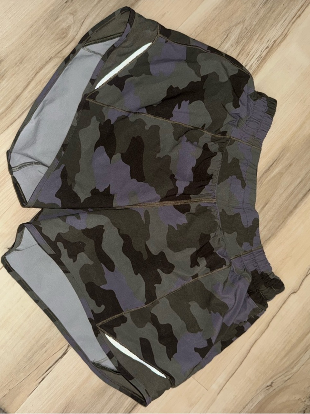 Lululemon Camo Pattern Athletic Women's Shorts - Purple/Olive